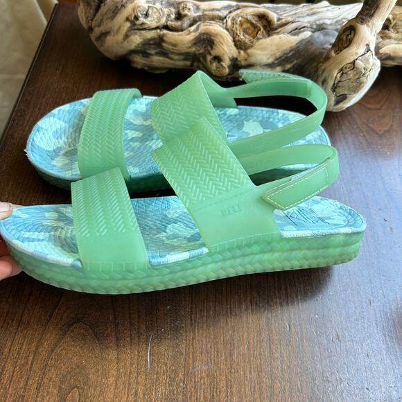Reef Water Vista Women's Size 8 Beach Sandals Marbled Blue - Picture 5 of 10